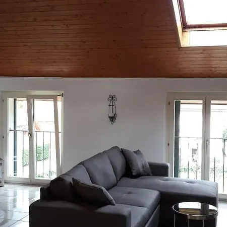 Holidays Homes Il Folletto Apartment *